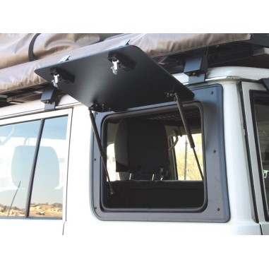 Hayon latéral pour une Toyota Land Cruiser 76 /...
