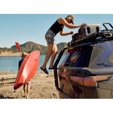 Toyota Sequoia (2023-Courant) Échelle