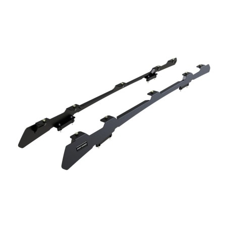 Foot Rails pour une Toyota Hilux Revo DC (2016 - 2021) / Profil Bas - de Front Runner