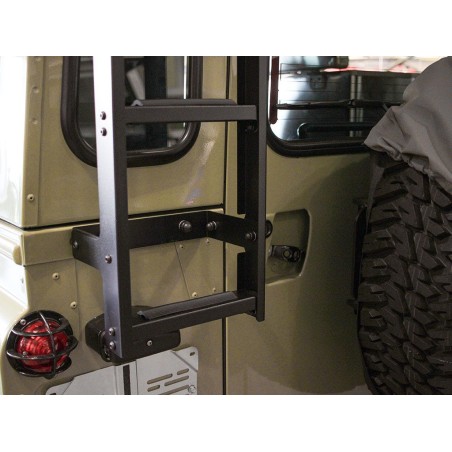 Land Rover Defender 90/110 (1983-2016) Ladder