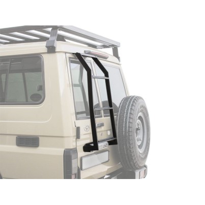 Échelle pour une Toyota Land Cruiser 78 Troopy - de Front...