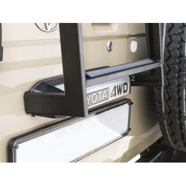 Échelle pour une Toyota Land Cruiser 78 Troopy...