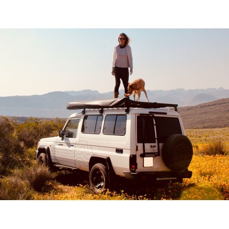 Échelle pour une Toyota Land Cruiser 78 Troopy - de Front Runner